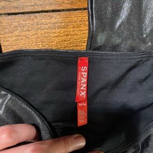 SPANX Medium Faux Leather Leggings